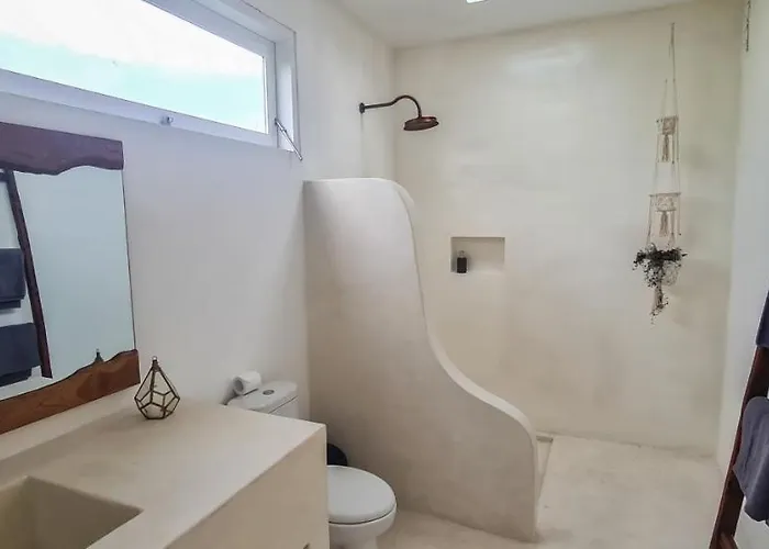 Sunny - 3br Pool In